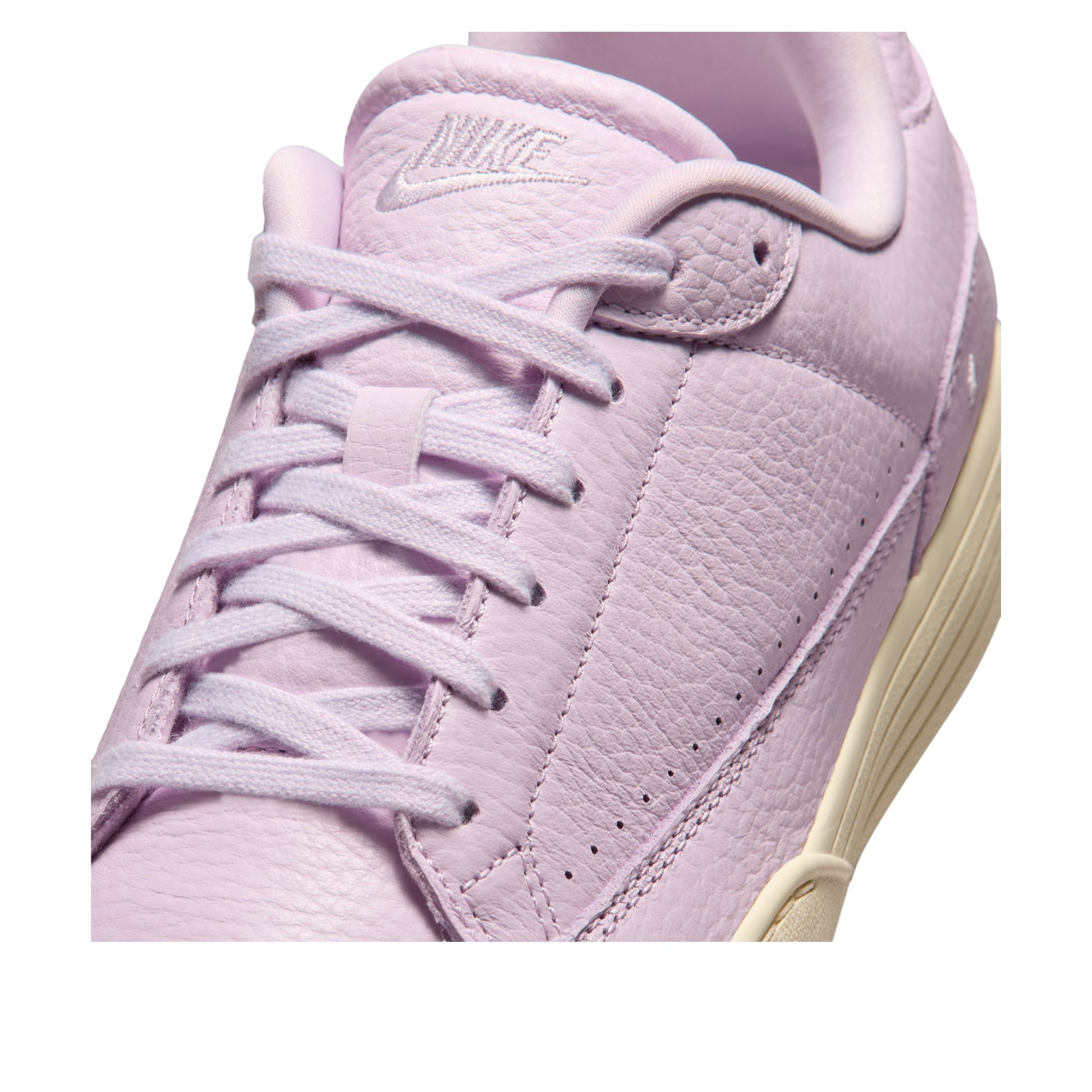 (WMNS) Nike Tennis Centre 'Bleached Lilac Muslin' IM5955-500