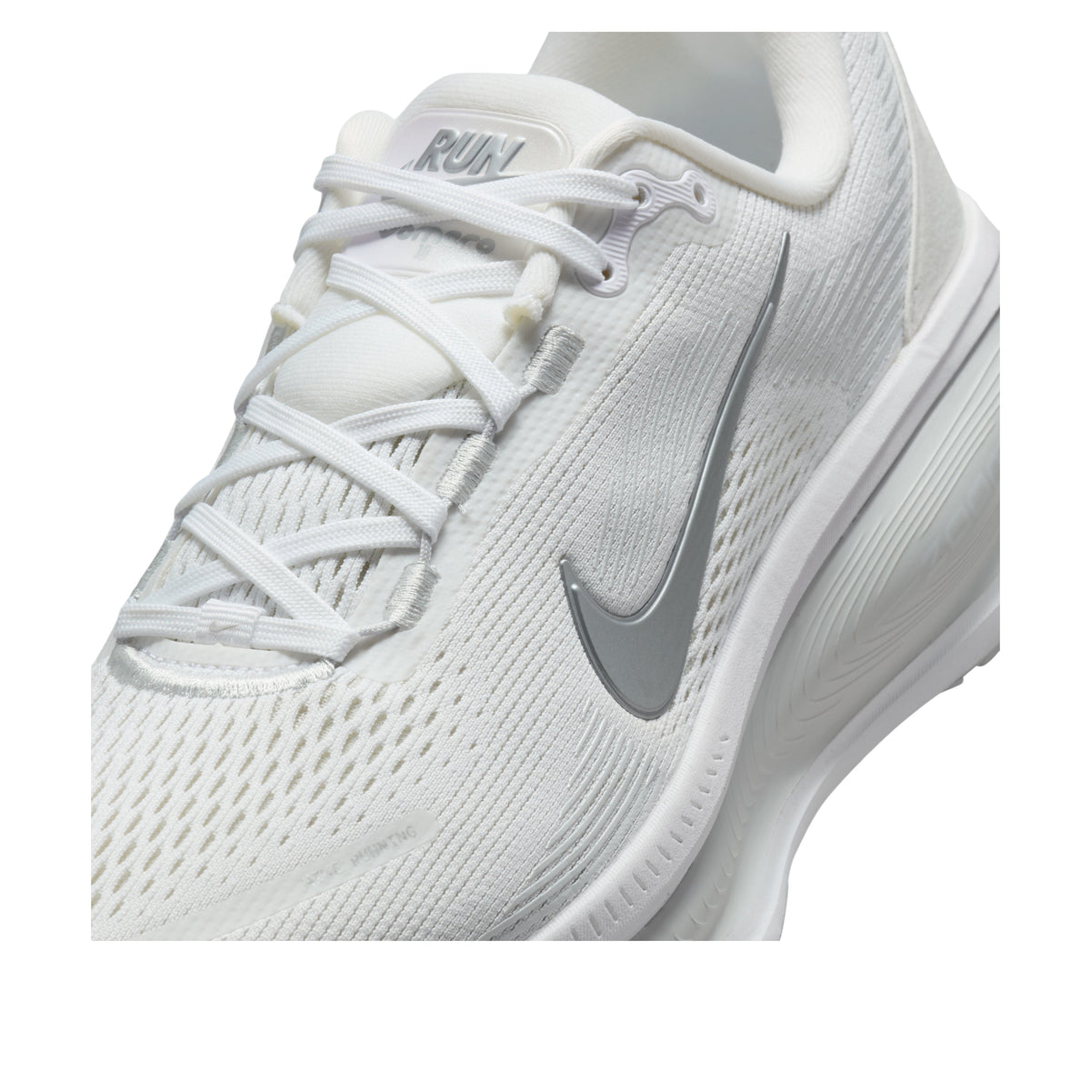 (WMNS) Nike Air Zoom Vomero 18 'White Photon Dust' HM6804-104