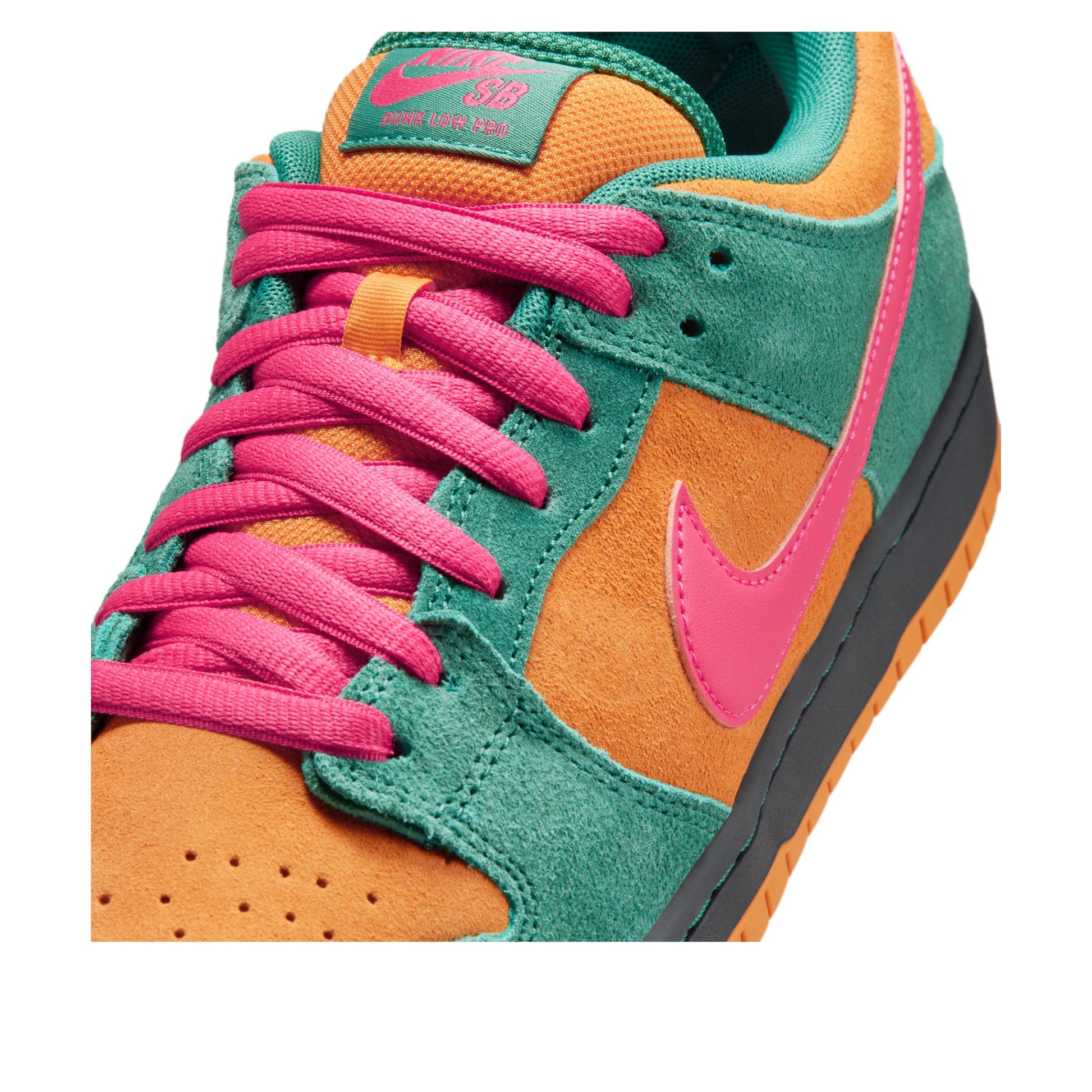 Nike SB Dunk Low 'Green Noise Light Curry' HQ1625-301
