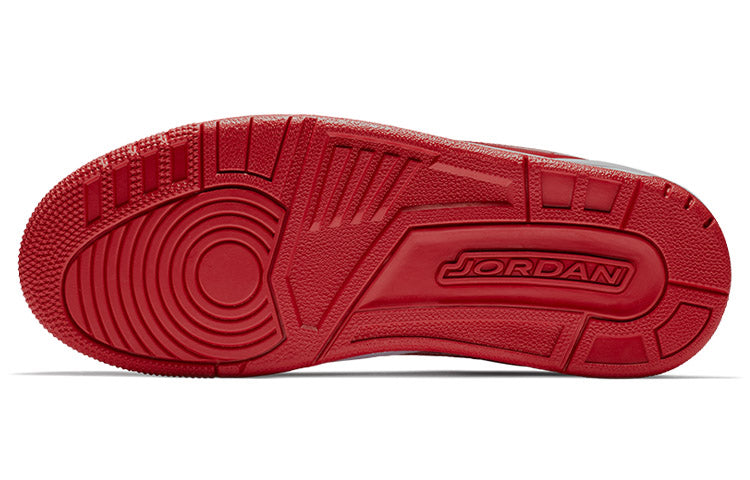 Air Jordan SC-3 'White Gym Red' 629877-116