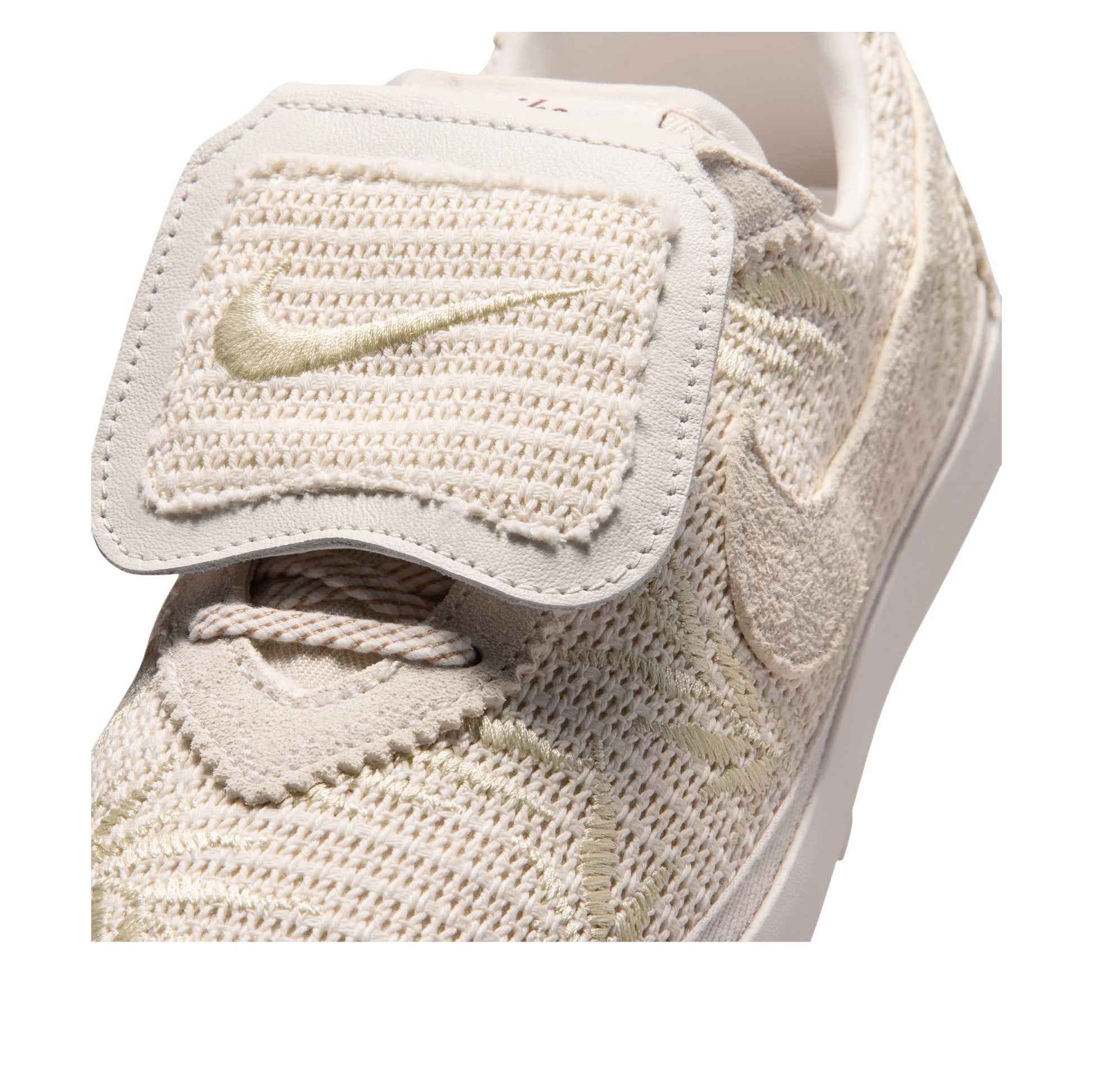 (WMNS) Nike Astro Grabber Textile 'Phantom Light Khaki' IW4937-006