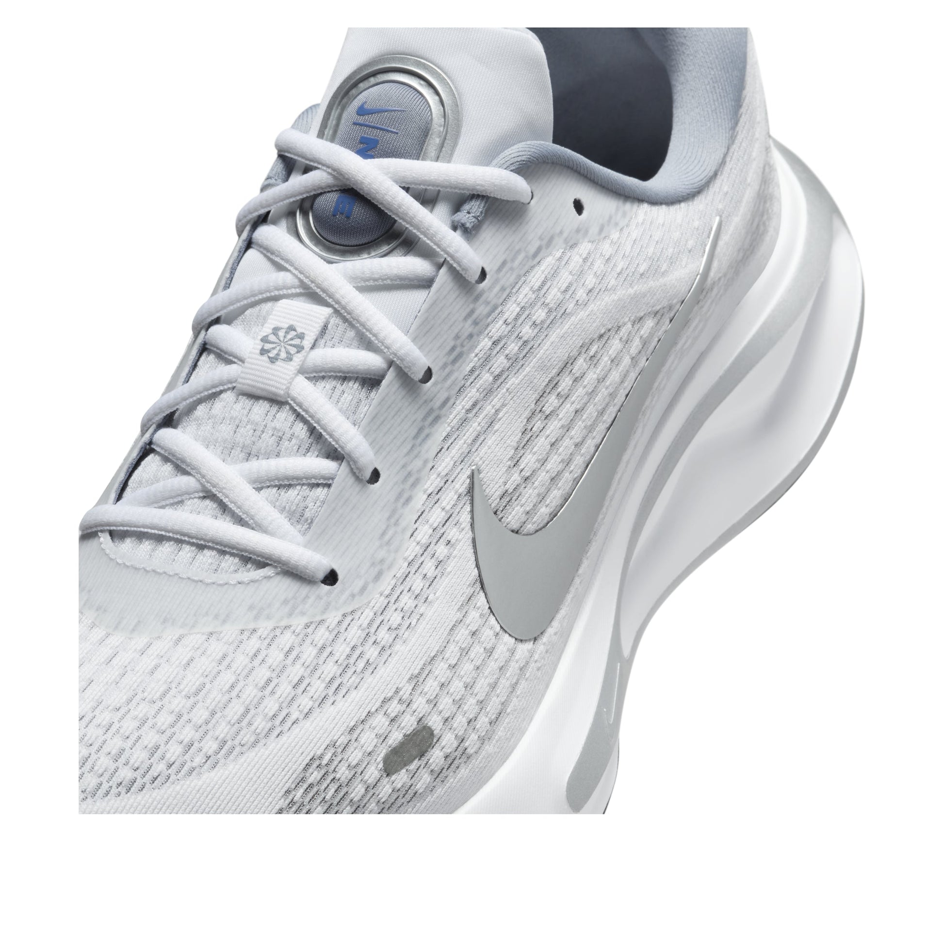 Nike Journey Run 'White Black Ashen Slate Metallic Silver' FN0228-104