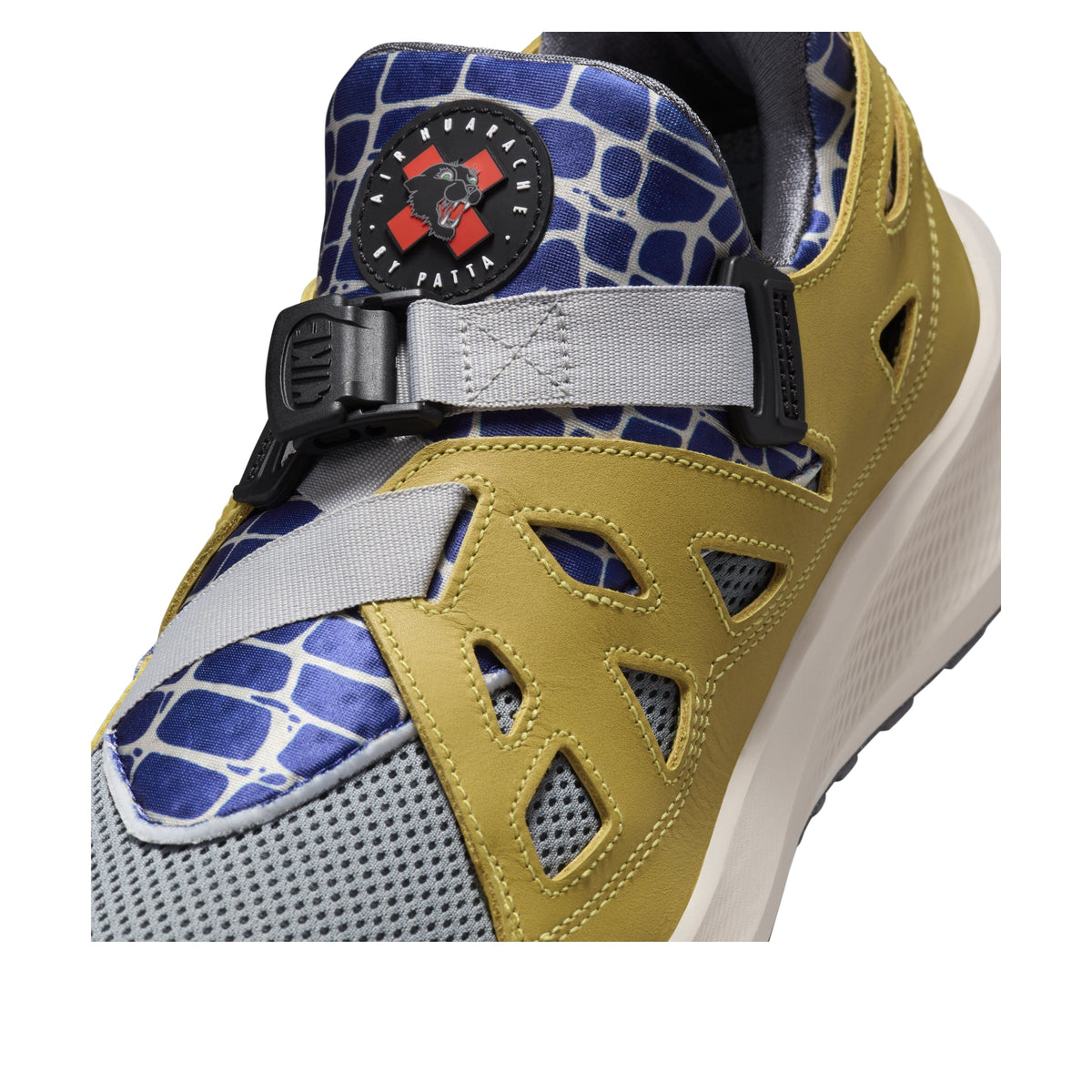 Nike x Patta Air Huarache 20Y24 'Saffron Quartz' FJ4201-300