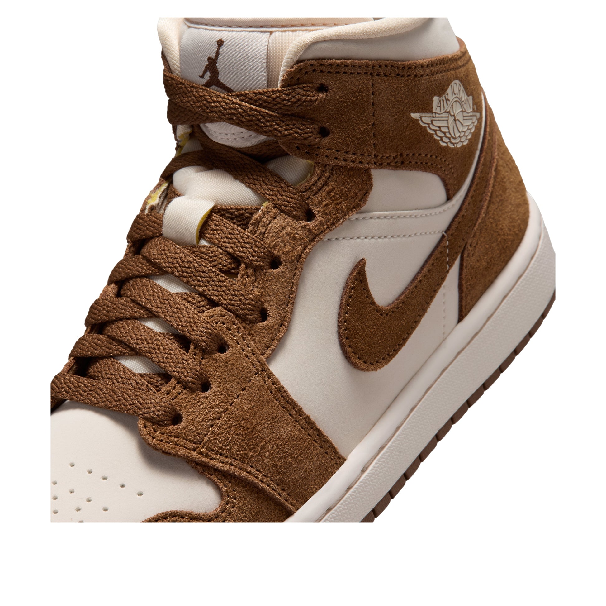 (WMNS) Air Jordan 1 Mid 'Light British Tan Choke' BQ6472-203