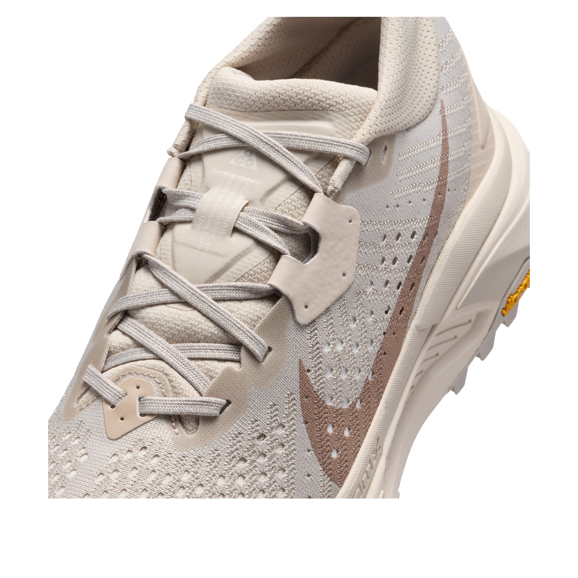 (WMNS) Nike ACG Zegama 'Cream Light Orewood Brown' HV8115-200
