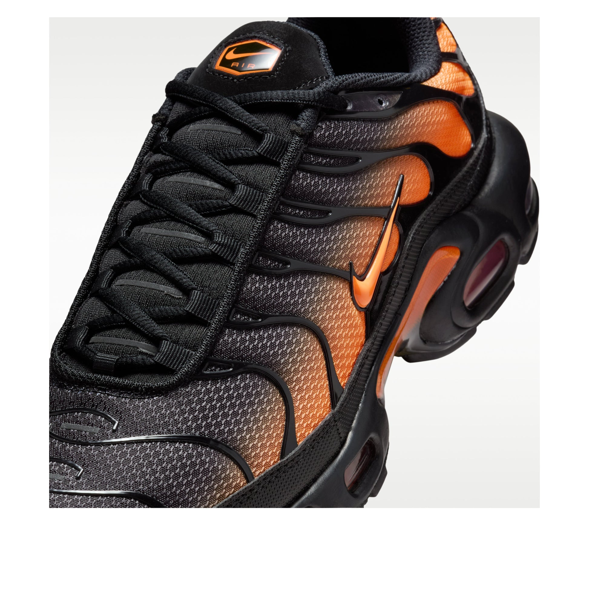 Nike Air Max Plus 'Black Total Orange' DM0032-025
