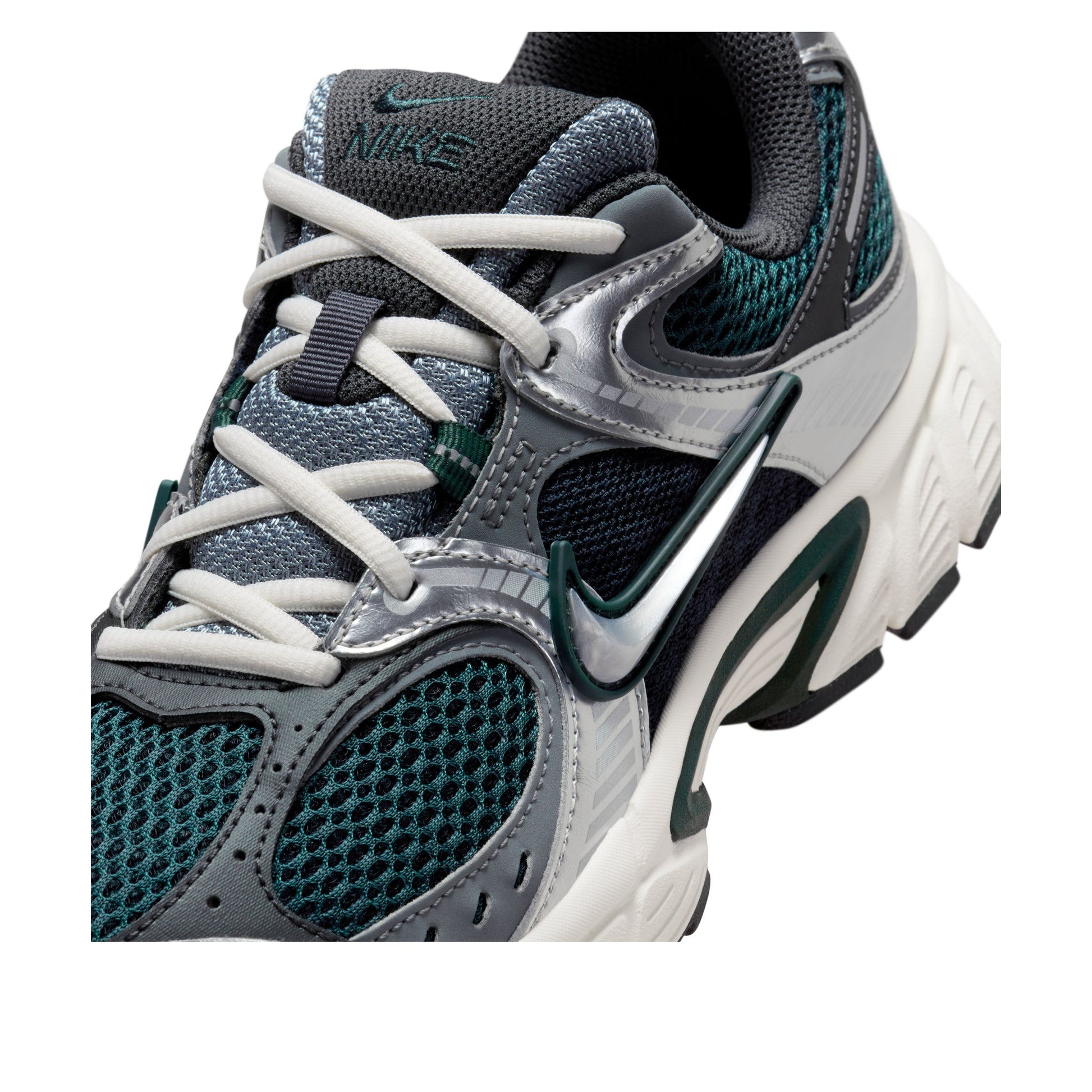 (WMNS) Nike V5 RNR 'Seaweed Metallic Silver' HQ7901-300