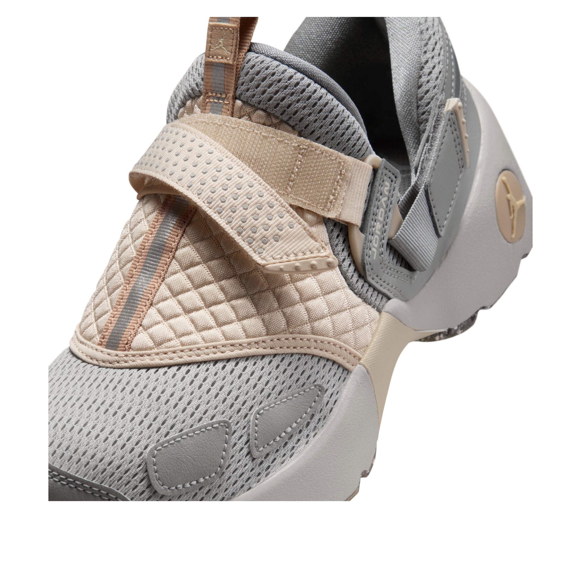 (WMNS) Air Jordan Trunner LX 'Light Iron Ore' IQ2719-002