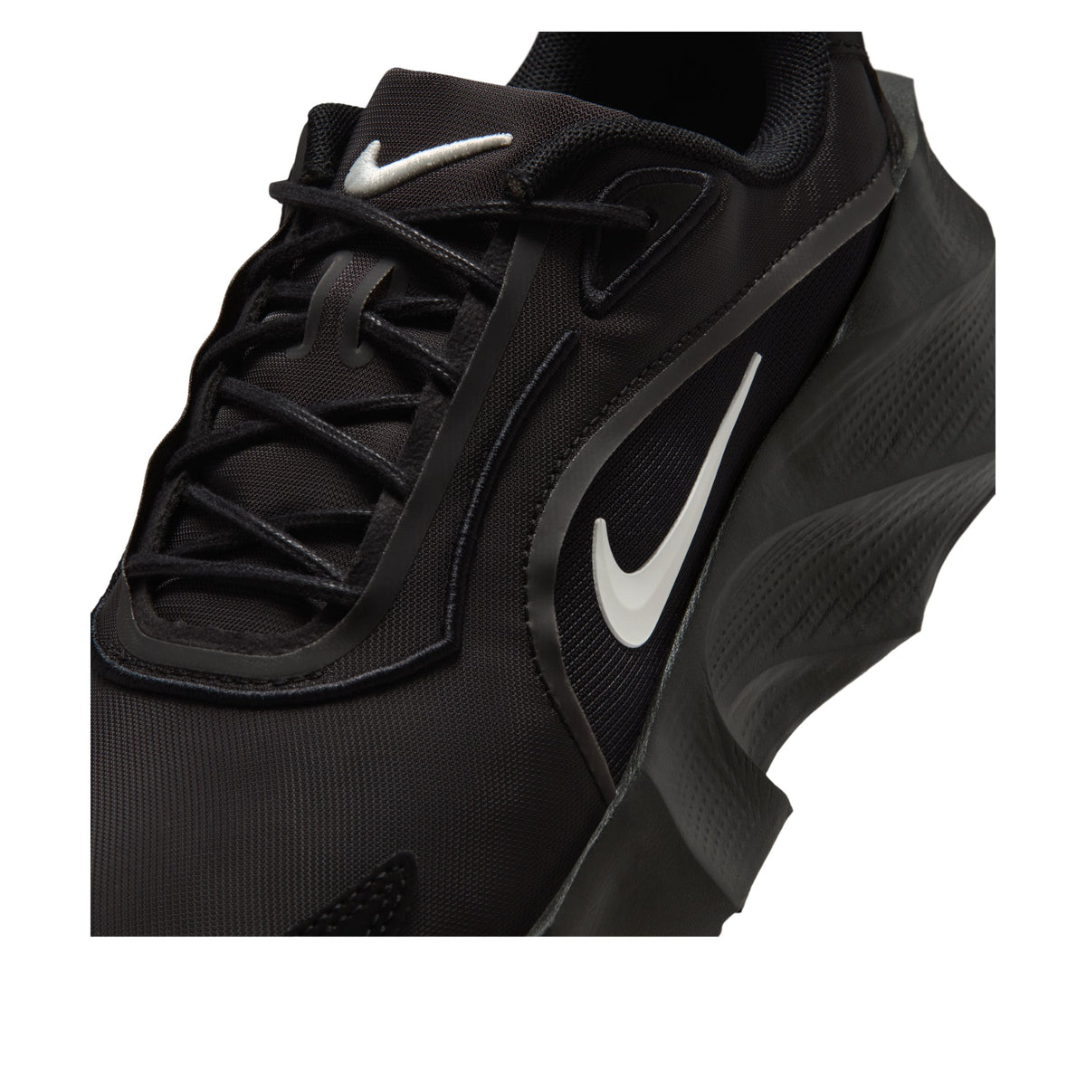 (WMNS) Nike Aura Edge 'Black White' HQ7025-003