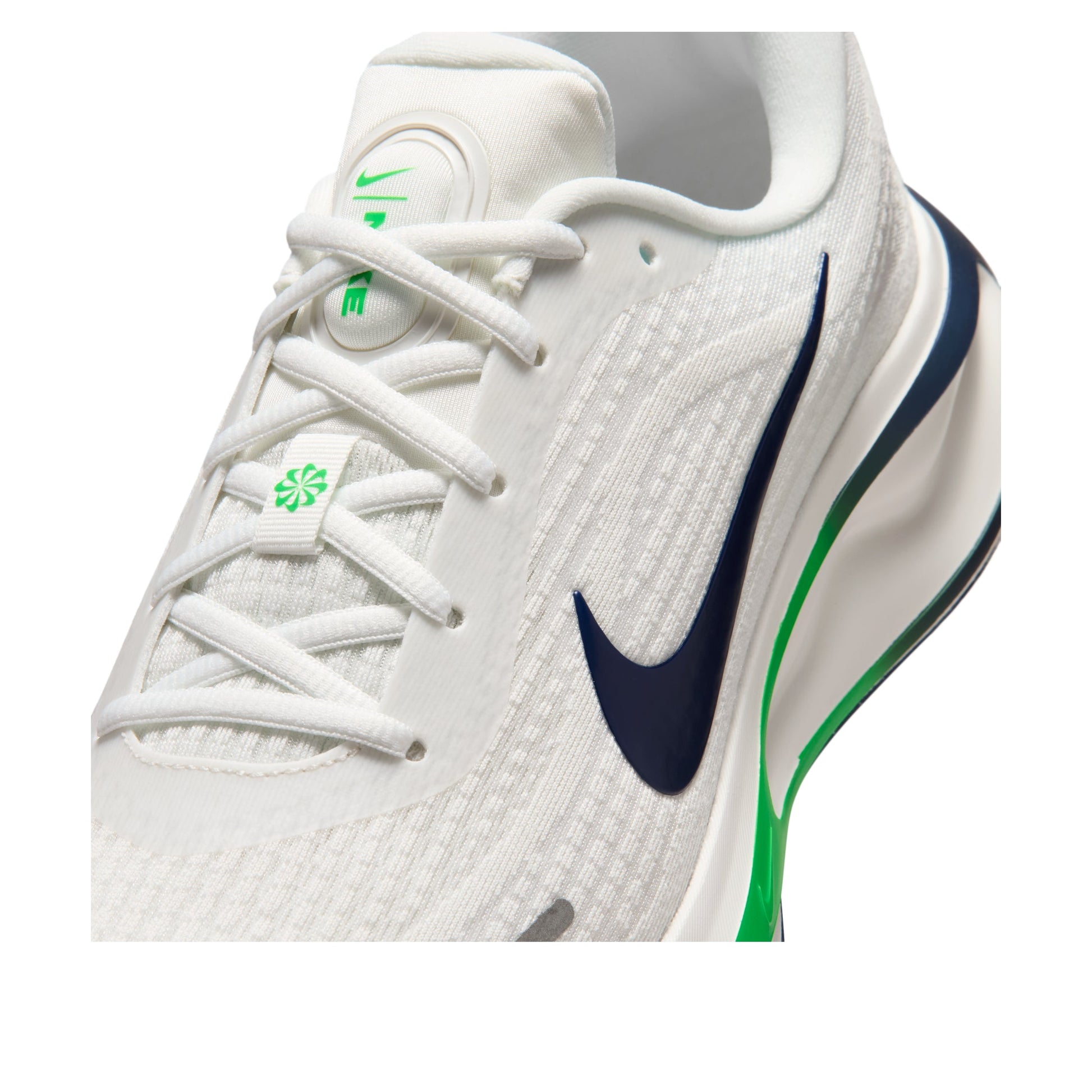 Nike Journey Run 'Summit White Green Spark' FN0228-113