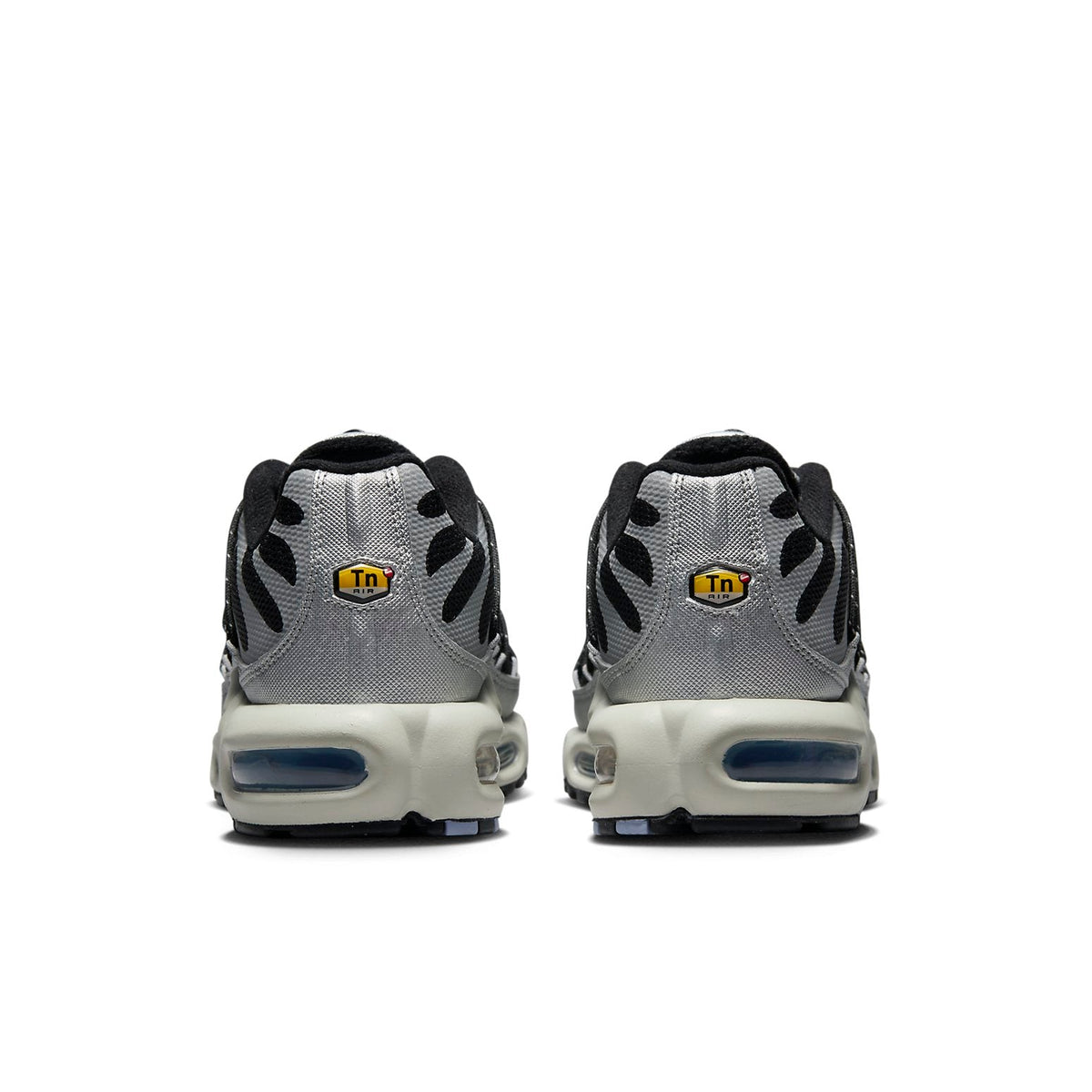 (WMNS) Nike Air Max Plus 'Lace Toggle - Black Metallic Silver' FD0799-001