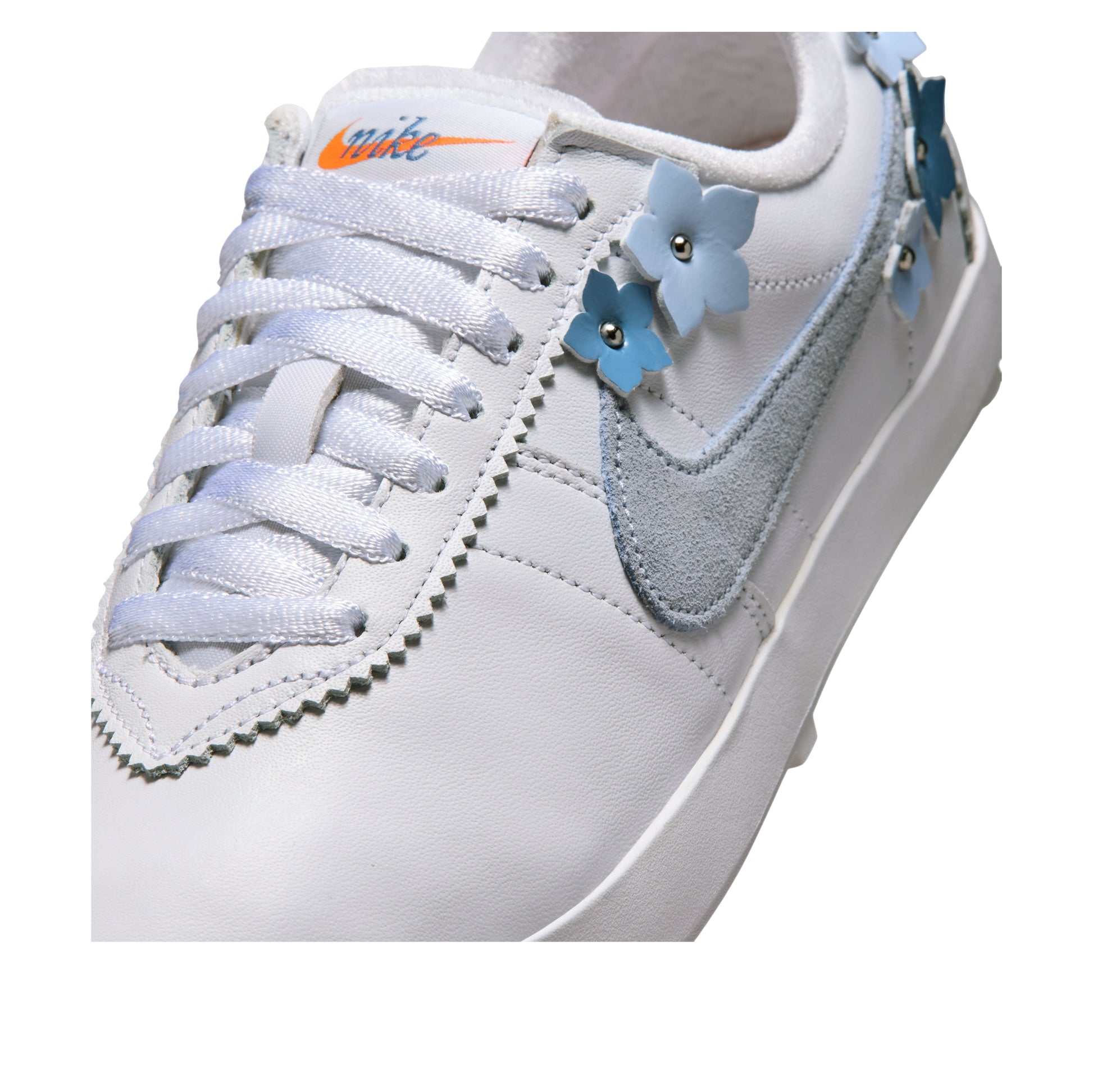 (WMNS) Nike Astrograbber 'Florette - White' IM9990-100