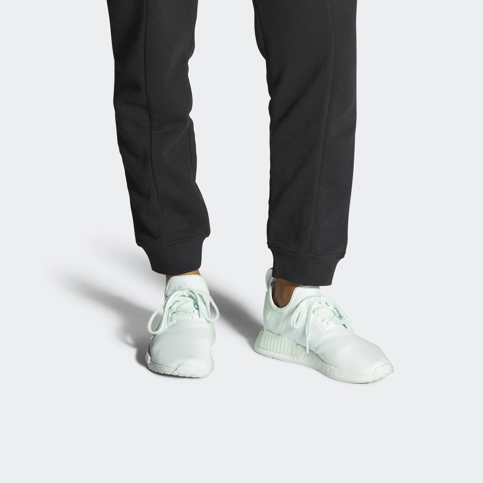 (WMNS) adidas NMD_R1 'Dash Green' FV1795