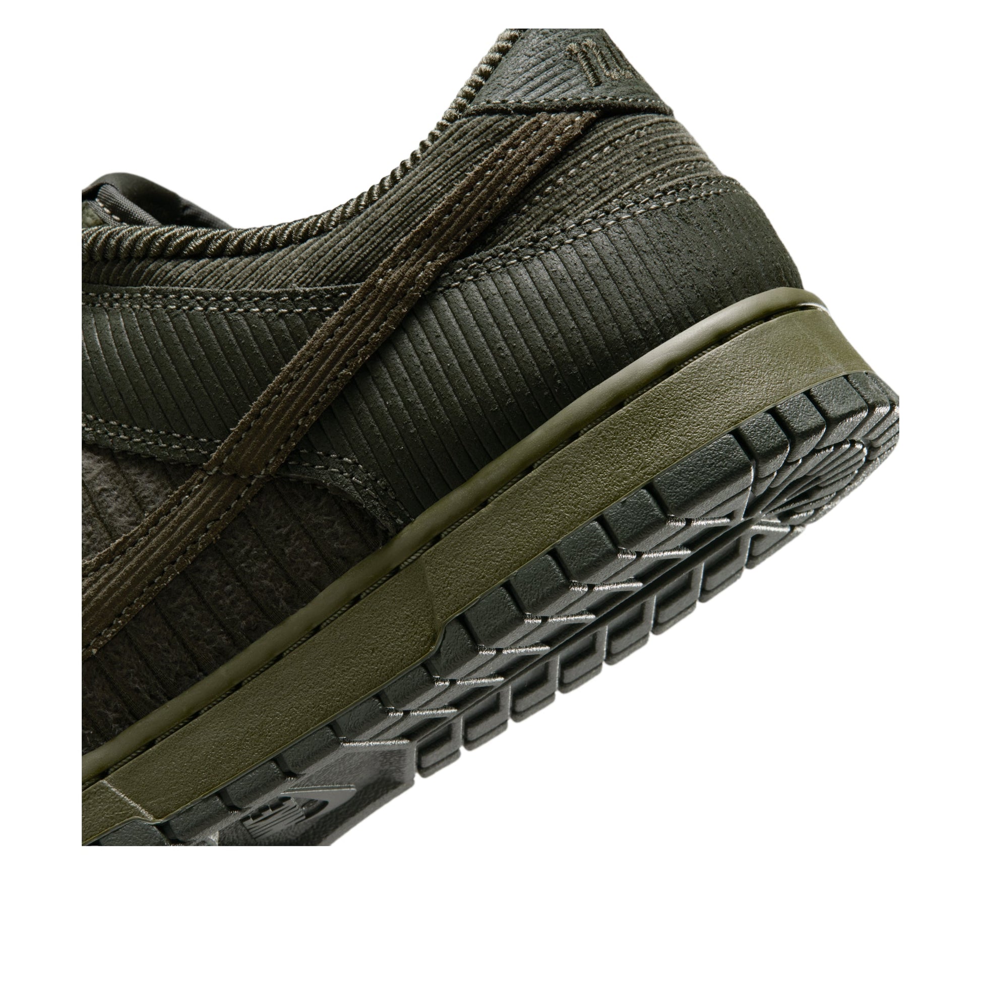 Nike Dunk Low Premium 'Cargo Khaki Olive' IB7746-300
