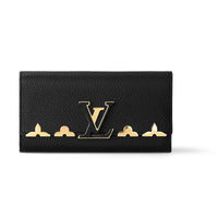 LOUIS VUITTON Capucines Wallet