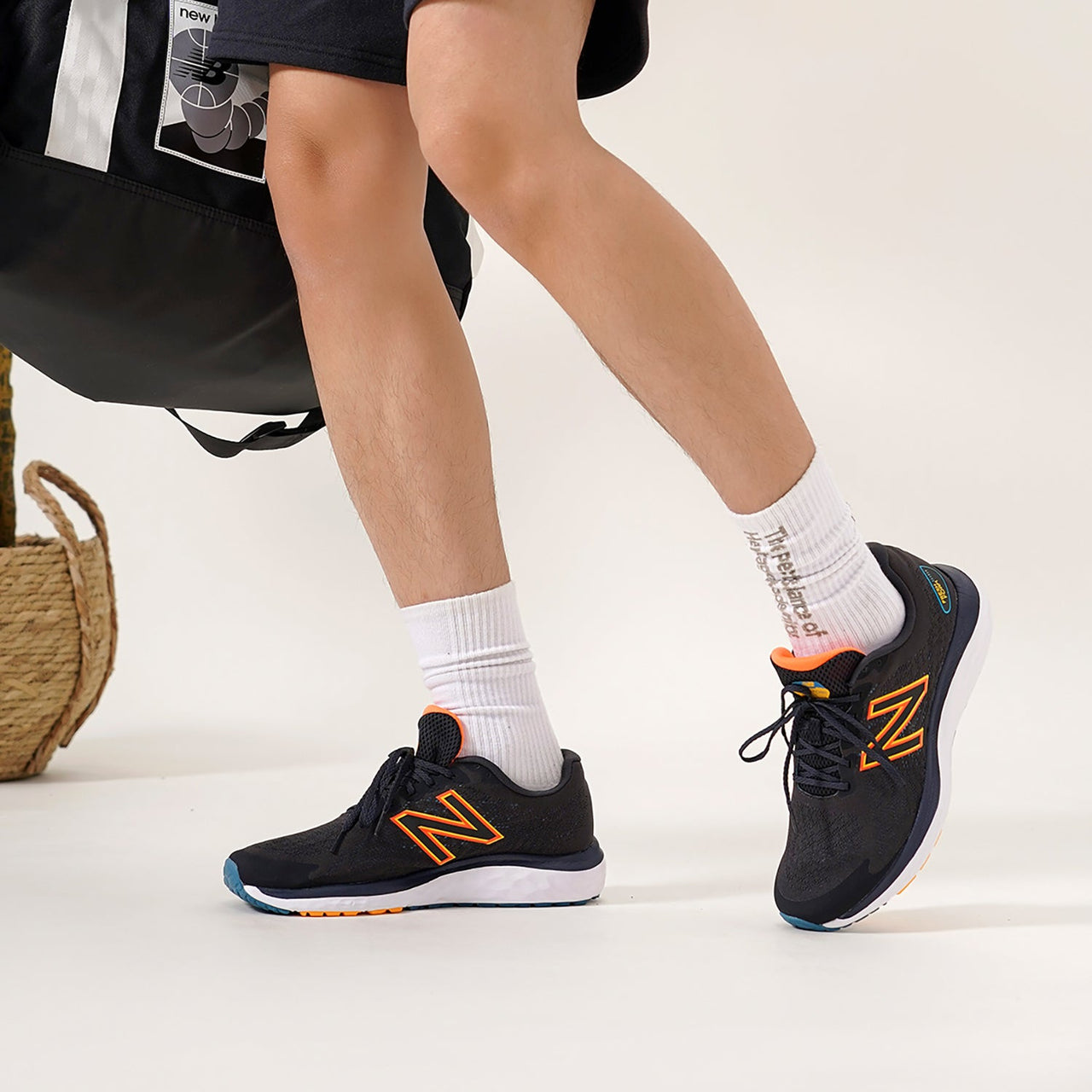 New Balance Fresh Foam 680 v7 'Black Orange Blue' M680CK7
