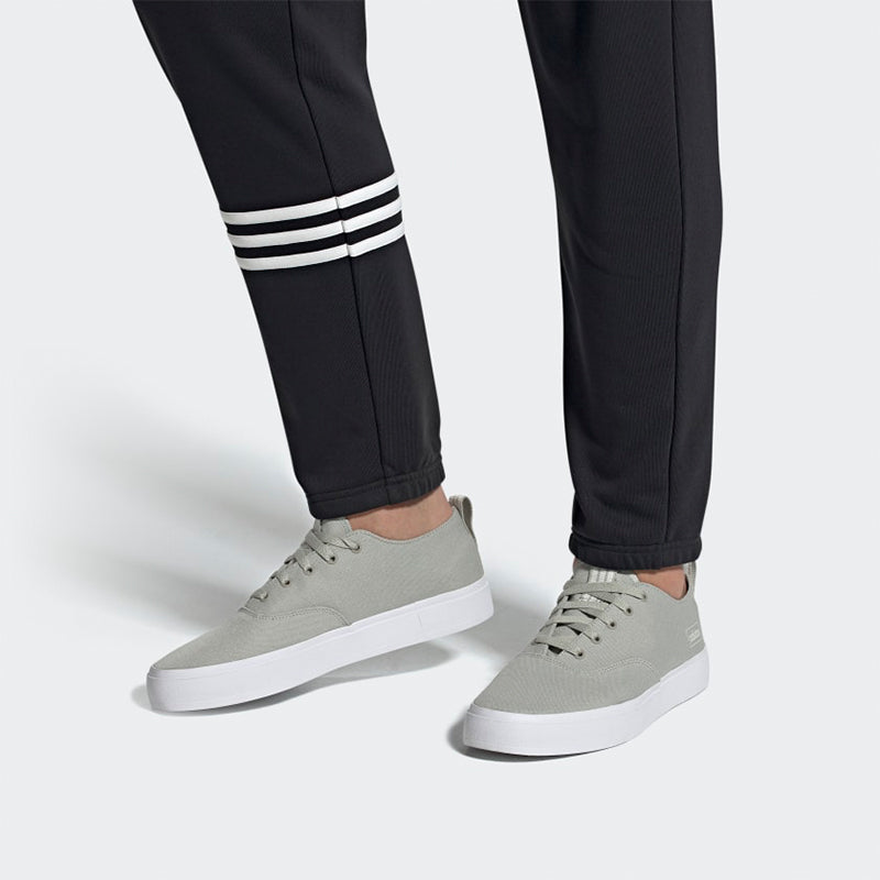 adidas neo Broma Minimalistic Casual Sports Skateboarding Shoes Gray EG3900