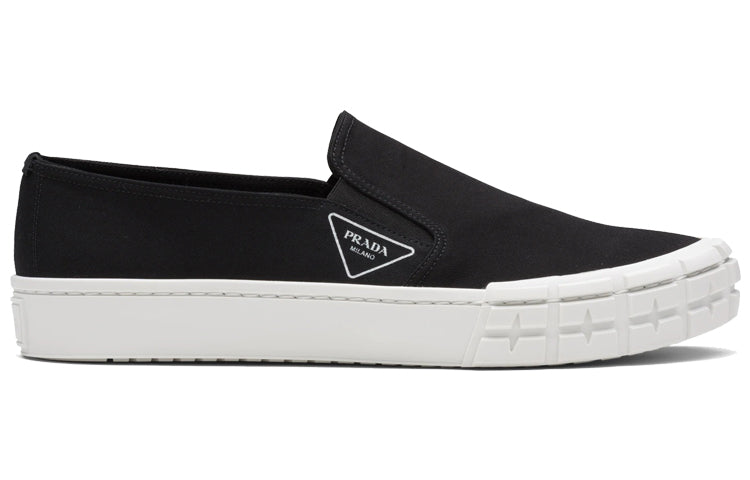 PRADA Cassetta Wheel Low Top Stylish Skateboarding Shoes Men's Black White