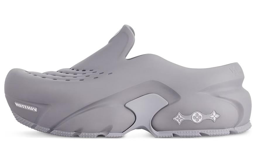 LOUIS VUITTON Abrasion Resistant Low Top Casual Shoes Men's Gray