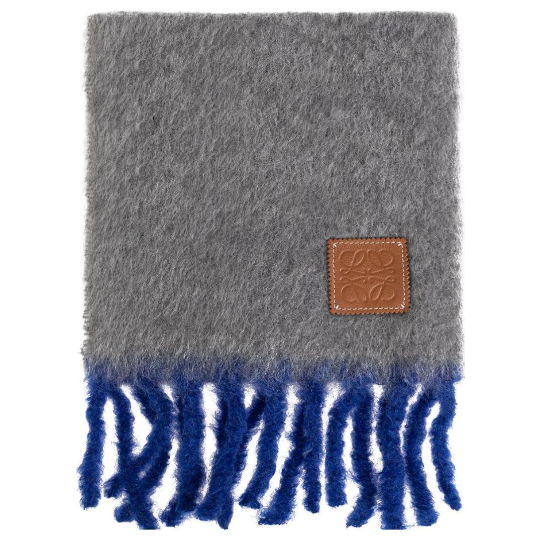 LOEWE Logo Patch Fringed Scarf