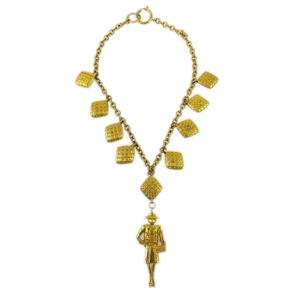 CHANEL 1990 2000s Mademoiselle Chain Pendant Necklace