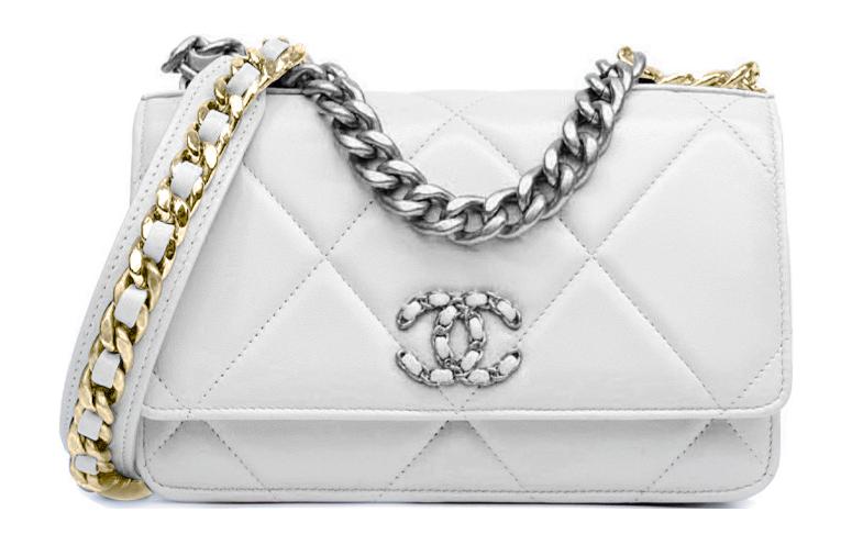 CHANEL 19BagWOC Lambskin Wallet On Chain Flap Bag, Portable Crossbody Bag, Shoulder Bag Women's White