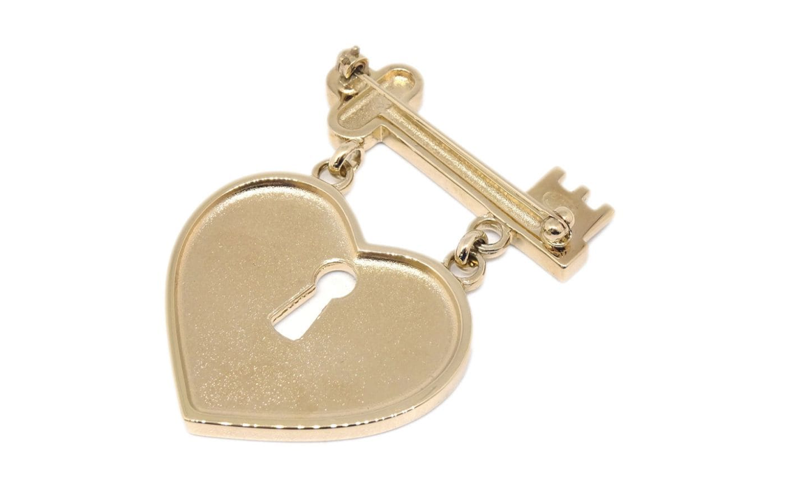 CHANEL 2002 Heart Rhinestone Brooch