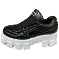 PRADA Low-Top Casual Shoes Women's Black