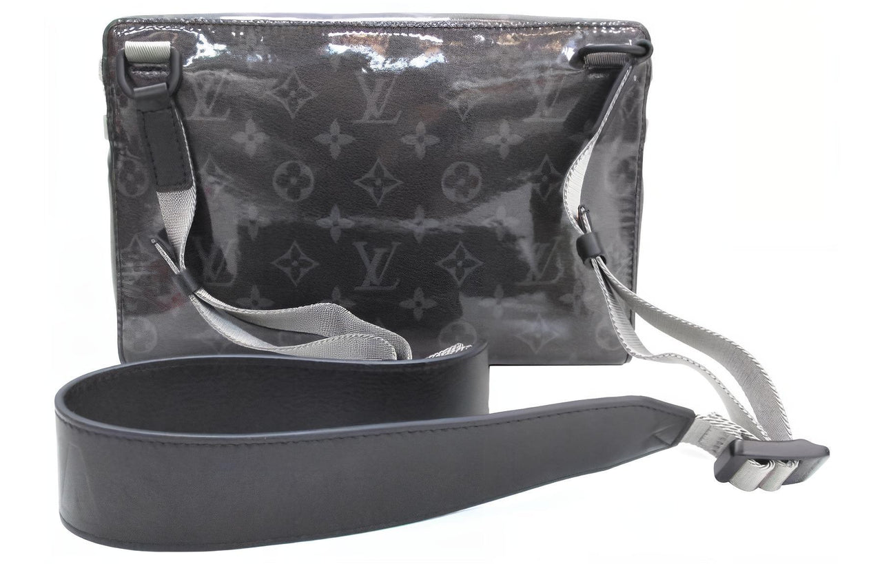 LOUIS VUITTON Messenger Shoulder Bags