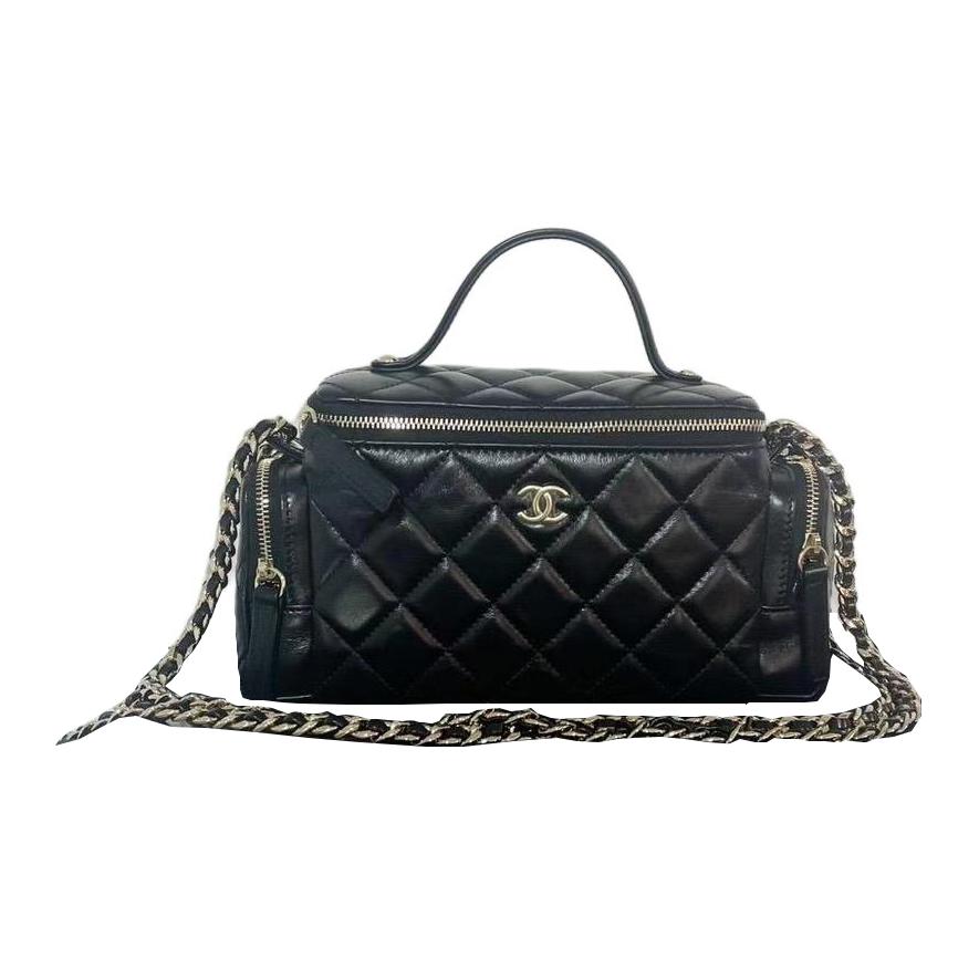 CHANEL Shiny Wrinkle Lambskin Camera Bag Makeup Bag Shoulder Bag Crossbody Bag Handbag Women's Black
