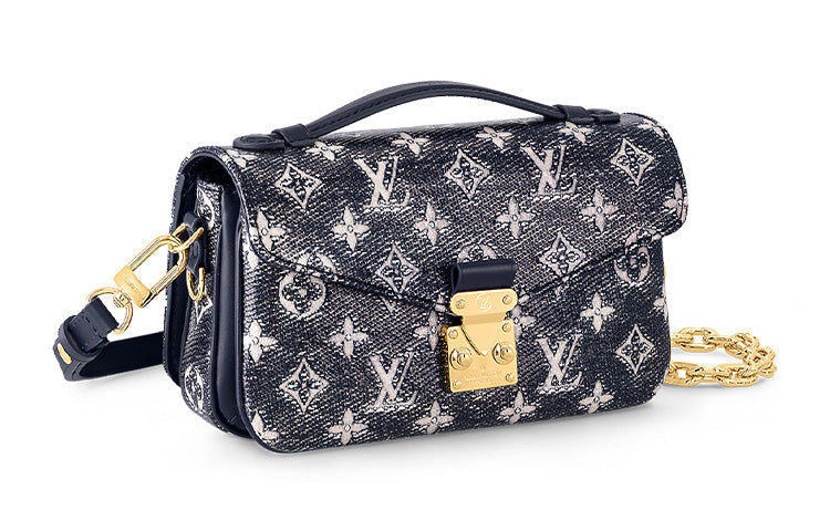 LOUIS VUITTON Pochette Metis East West Blue