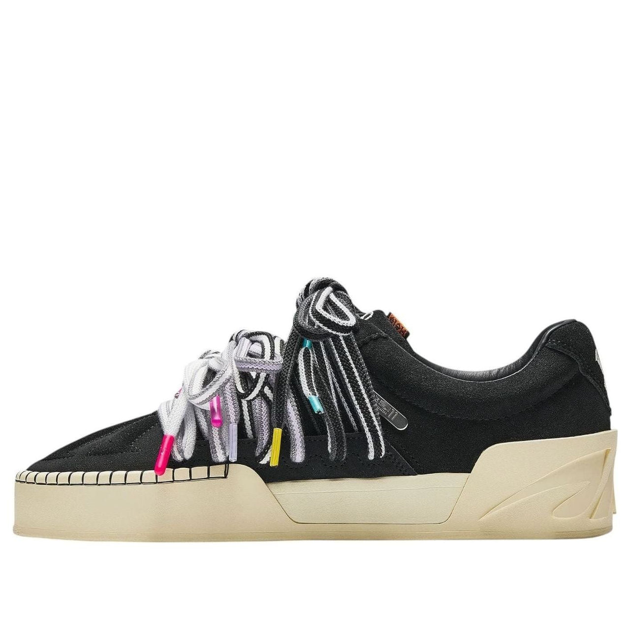 ANTA x Kyrie Irving Hela Style Roots 'Black' 8125A1810S-2