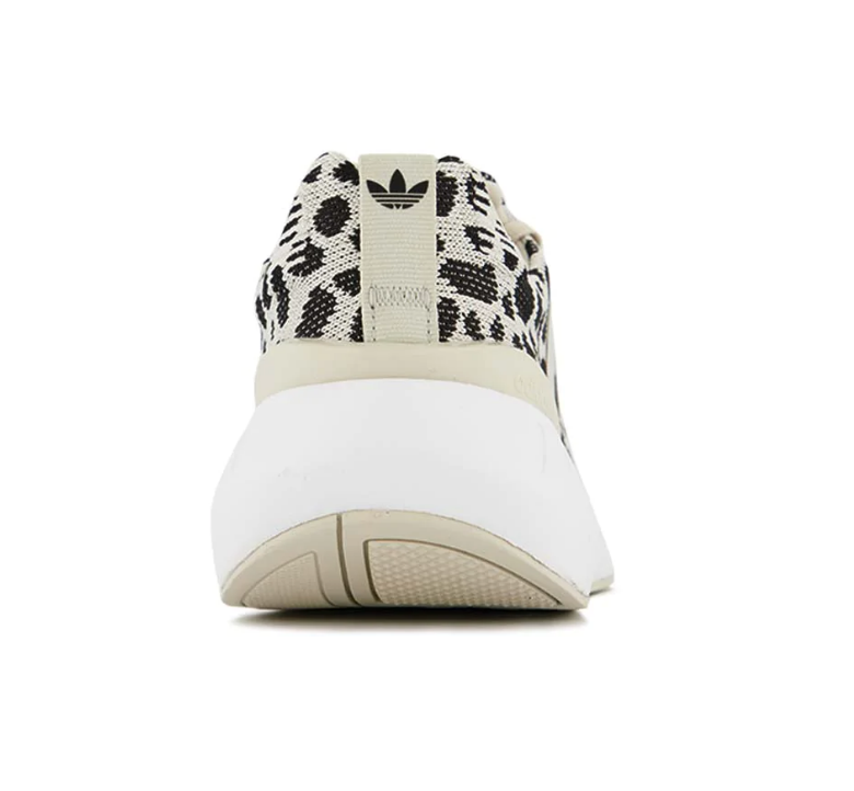 (WMNS) adidas Swift Run 22 'Dalmatian' GZ4976