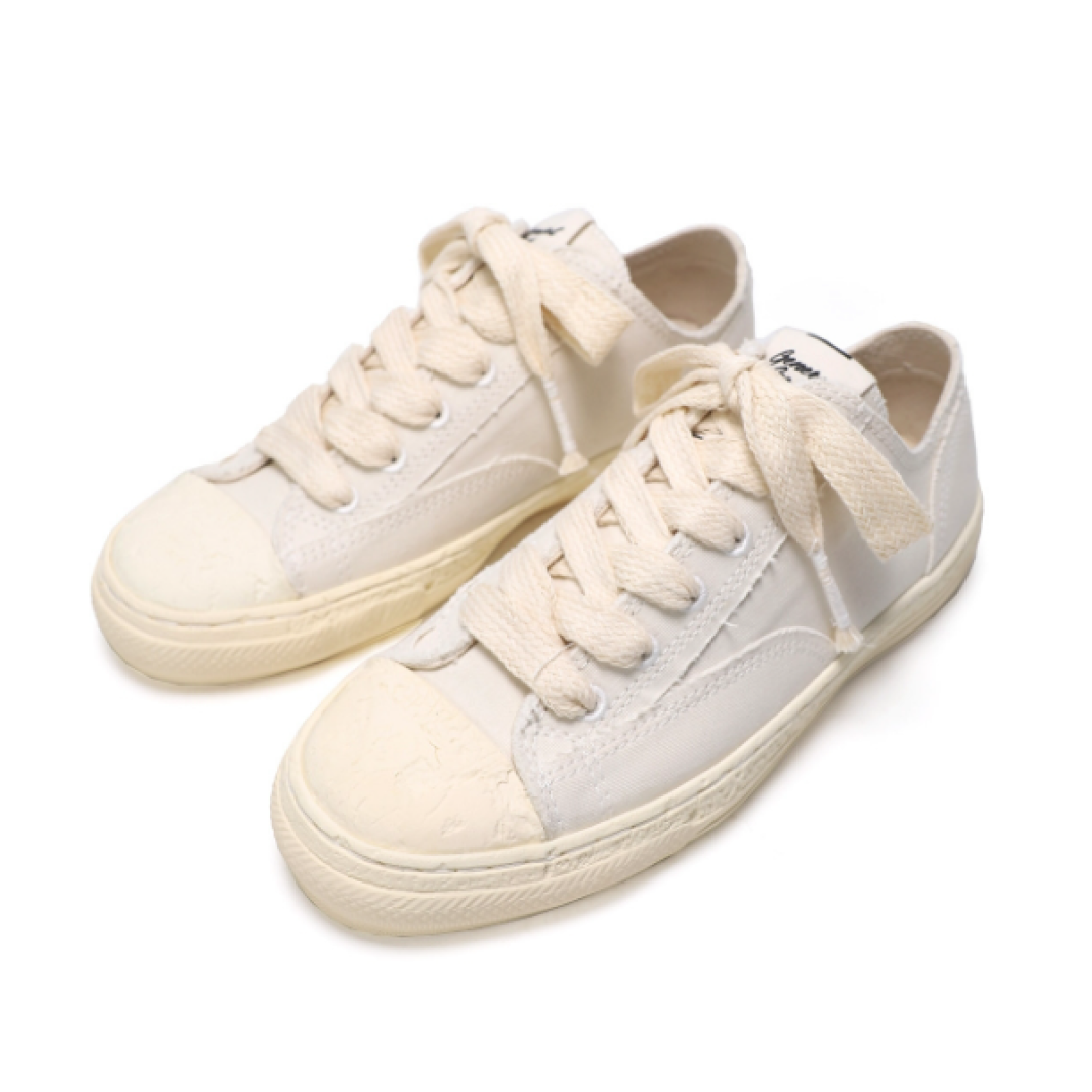 Maison MIHARA YASUHIRO PAST Sole 6 - Hole Low-top Sneaker 'White' A06FW502-WHT