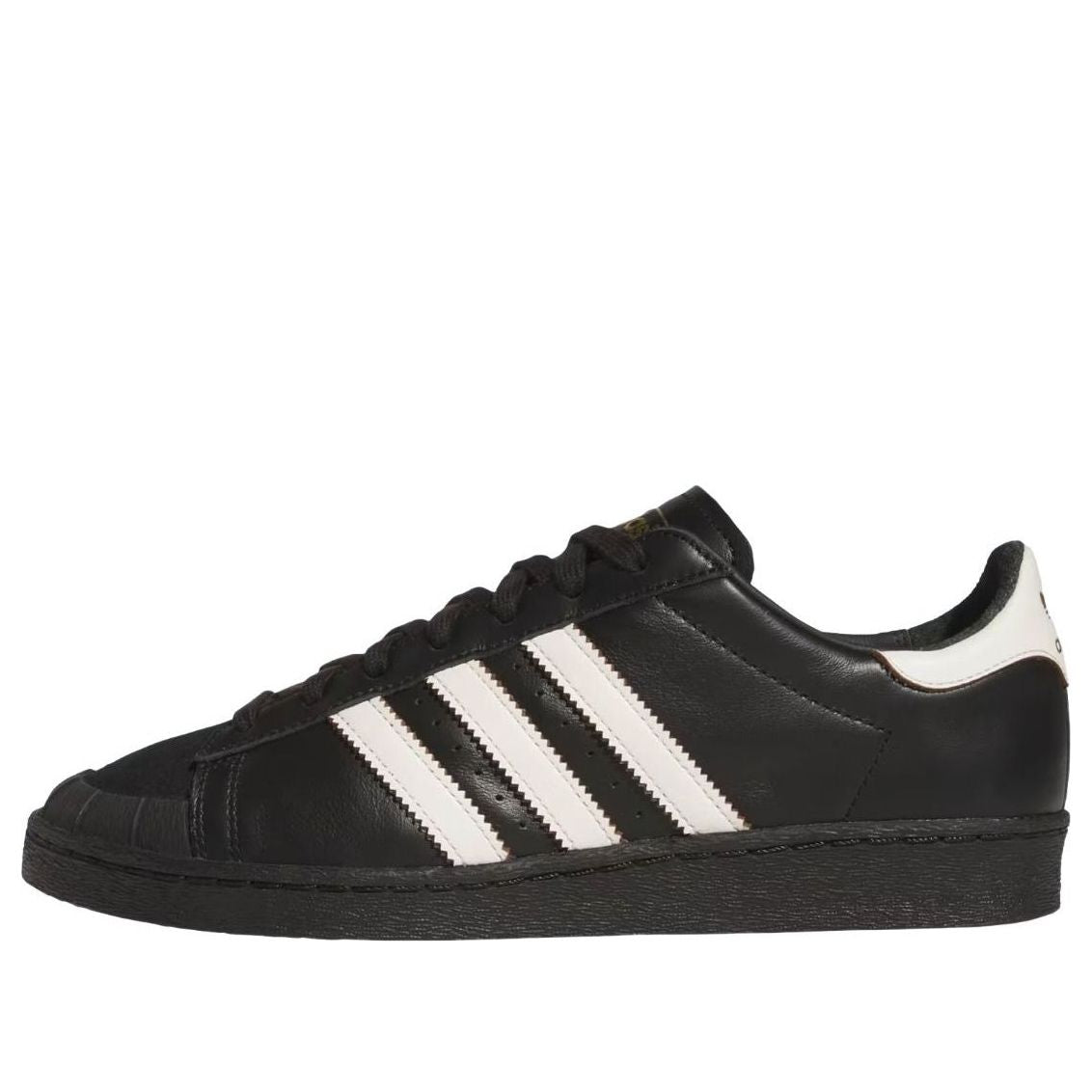 adidas Jabbar Low Trainer 'Black White' KI8523