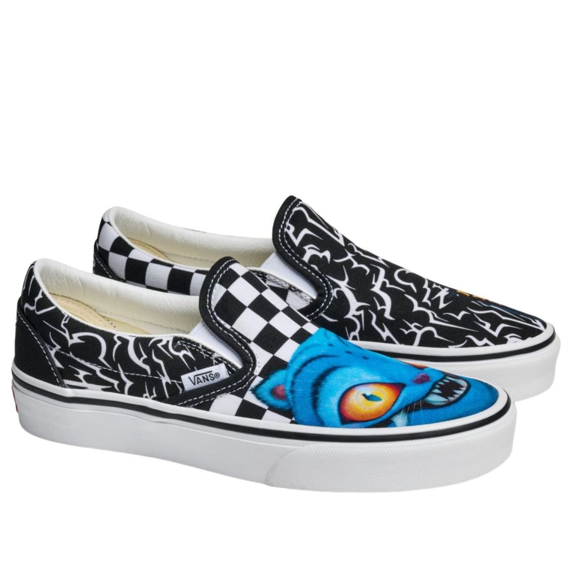 Vans x Kpop Demon Hunters Classic Slip-On 'Black' VN000EC3BM8