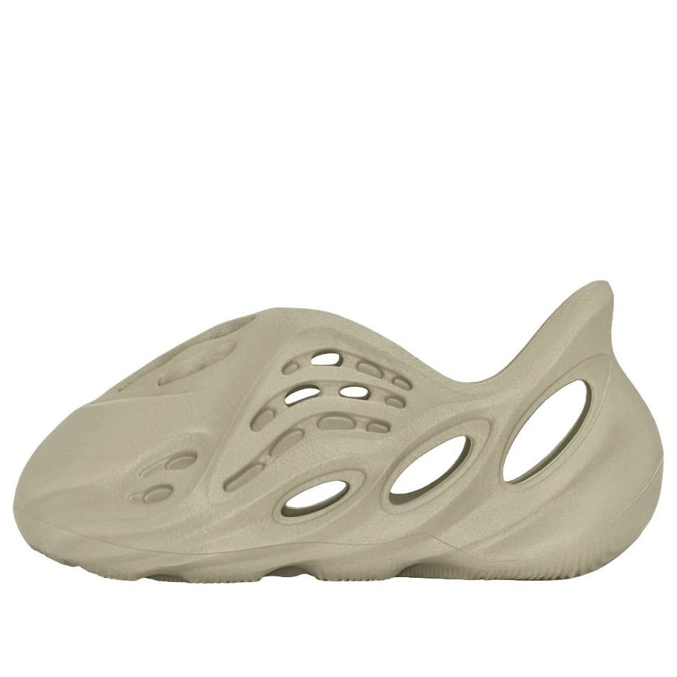 (TD) adidas Yeezy Foam Runner 'Stone Salt' HP5336