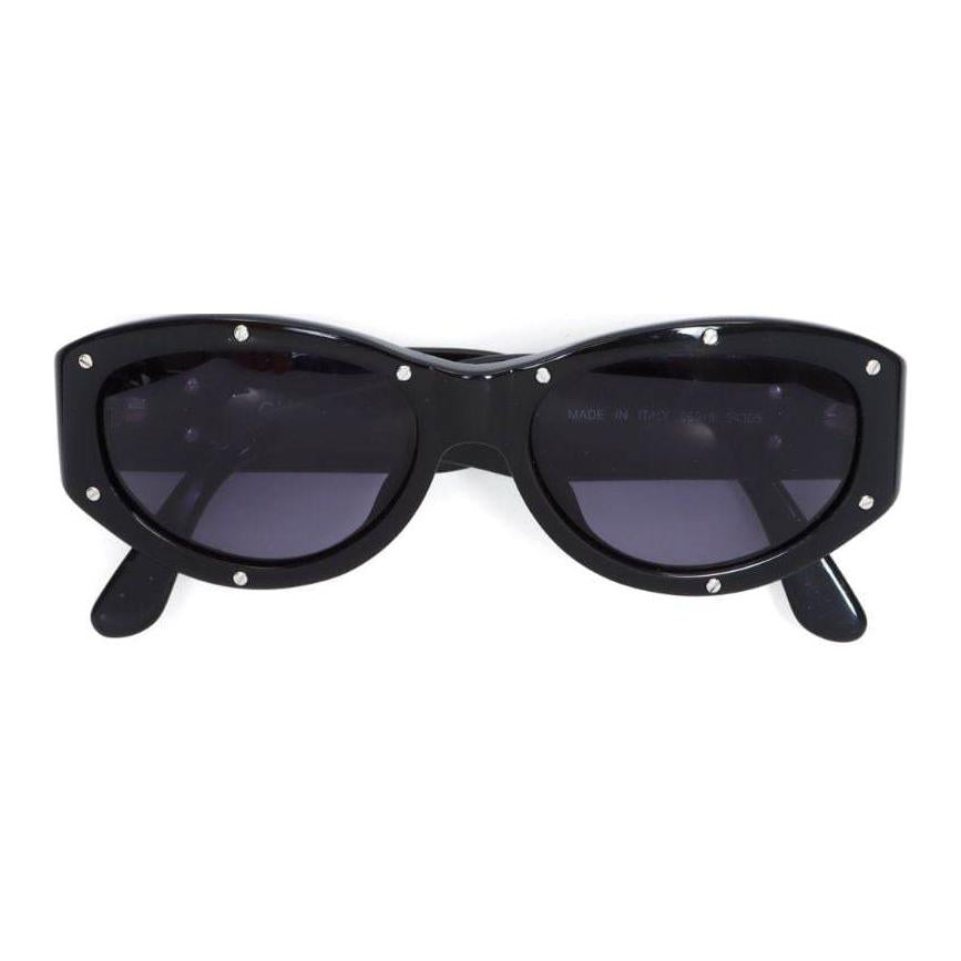 CHANEL 1990 2000s Stud detail Sunglasses