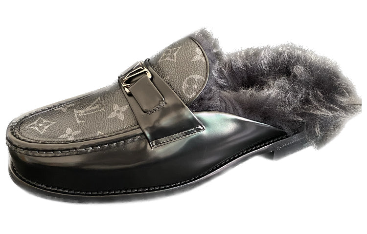 LOUIS VUITTON Loafers Men's Black