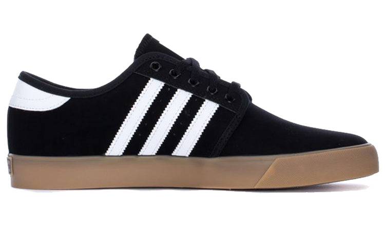 adidas originals Seeley 'Black White' EE6136