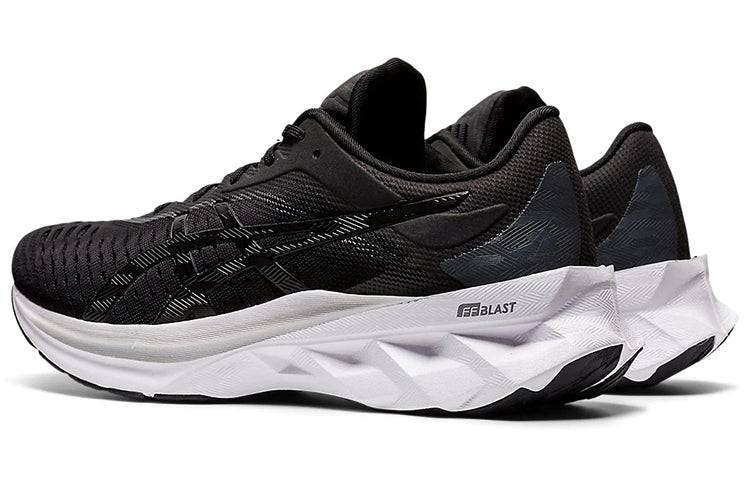 (WMNS) ASICS Novablast 'Black' 1012A584-002
