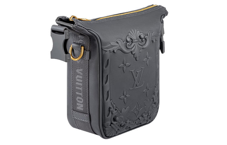 LOUIS VUITTON Cruiser Messenger Dark Shadow Gray