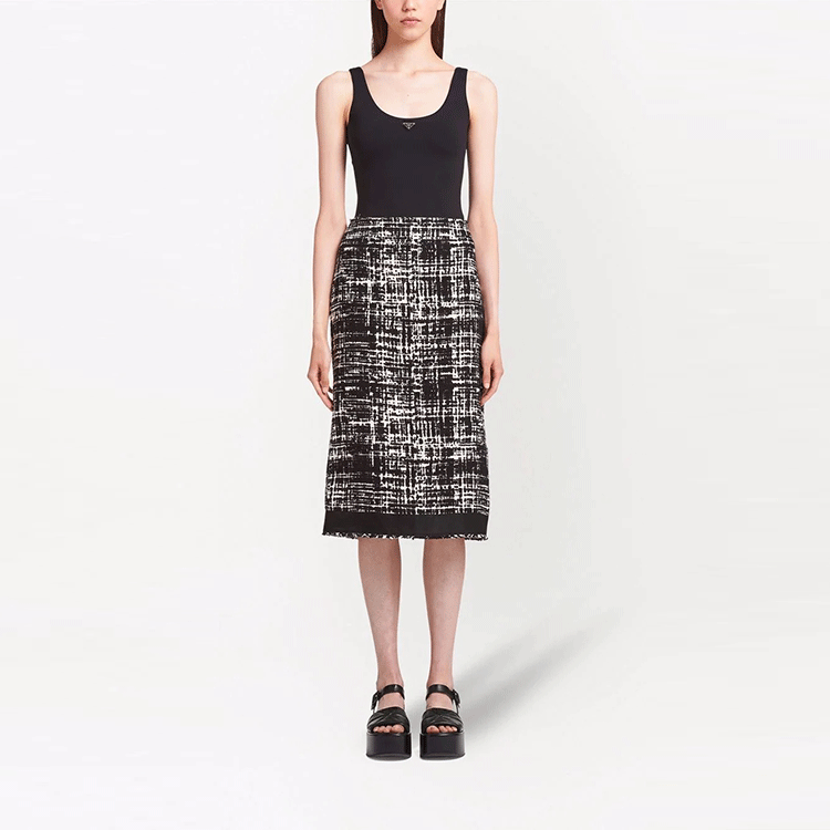 PRADA SS22 Casual Long Skirt Women's Black