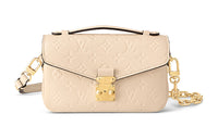 LOUIS VUITTON M46595 Pochette Métis East West