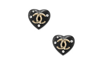CHANEL 1986-1988 Cc Heart Earrings
