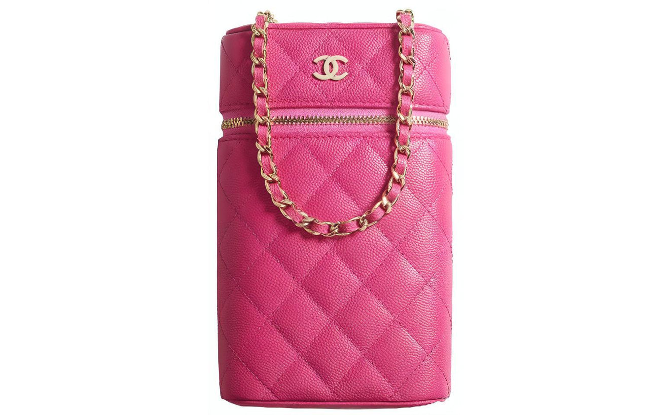 CHANEL Clutches