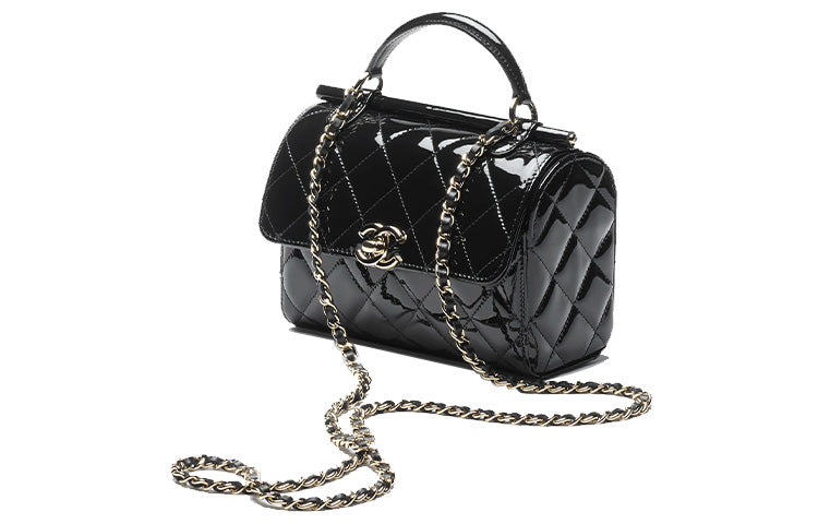 CHANEL Calfskin Patent Leather Shoulder Bag Crossbody Bag Handbag Small Size Women's Black