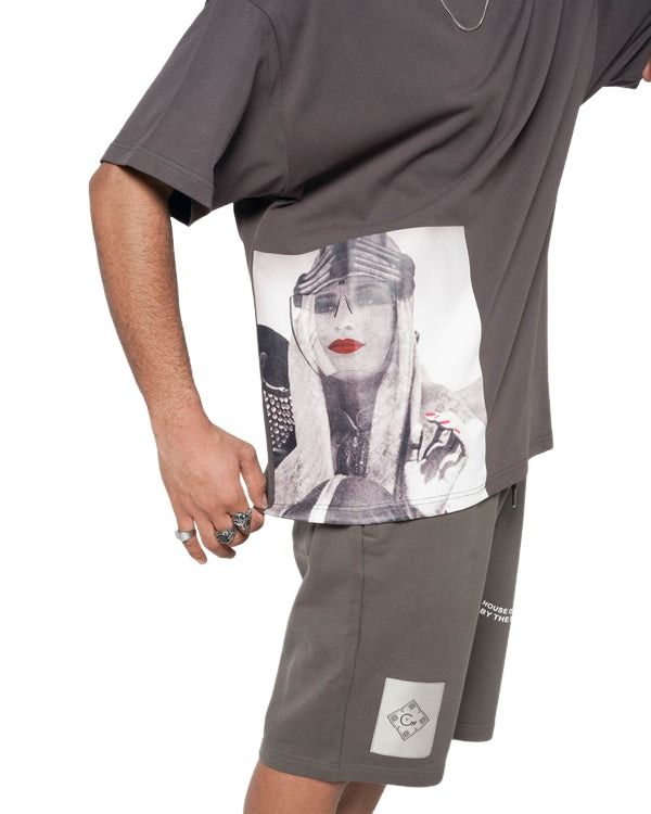 House of Cenmar T-Shirt with Artwork Print Picture 'Grey' HOC-WPP