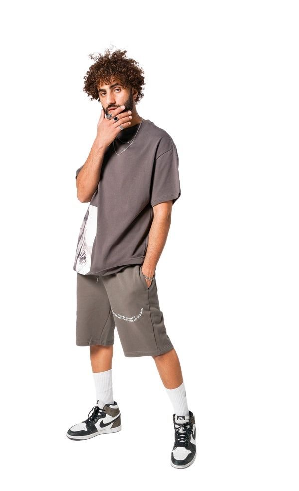 House of Cenmar T-Shirt with Artwork Print Picture 'Grey' HOC-WPP