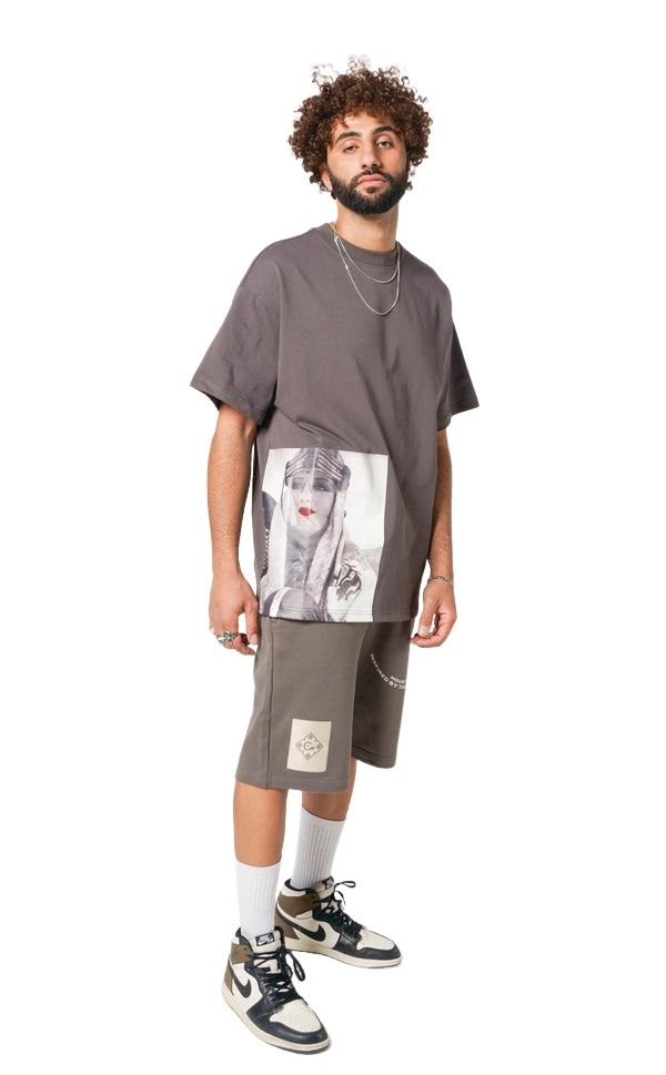 House of Cenmar T-Shirt with Artwork Print Picture 'Grey' HOC-WPP